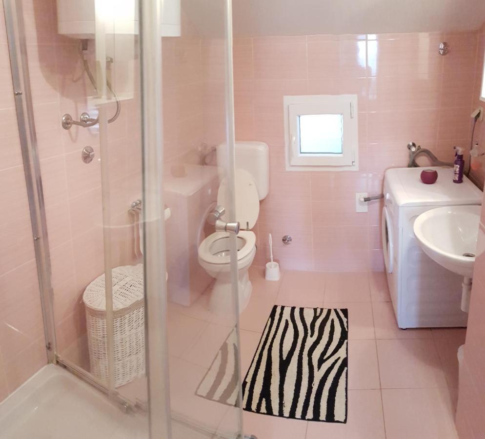 Apartman Vojaline Milna  Εξωτερικό φωτογραφία