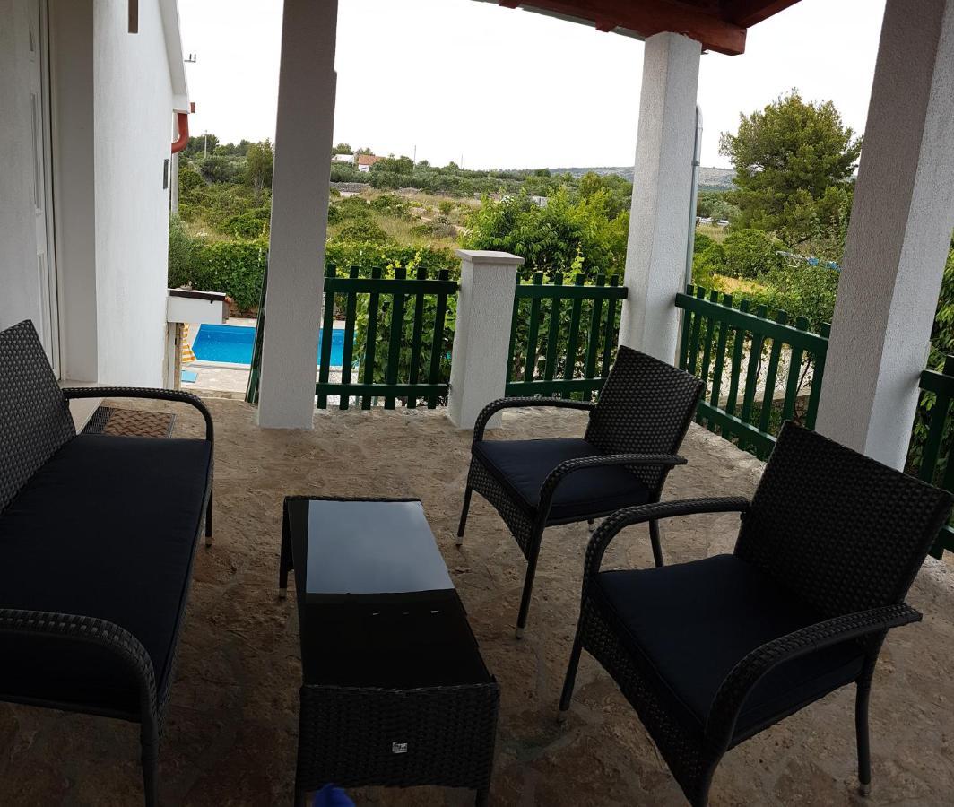 Apartman Vojaline Milna  Εξωτερικό φωτογραφία