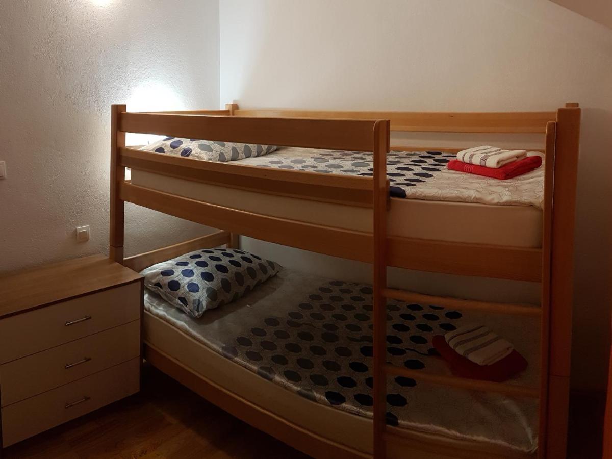 Apartman Vojaline Milna  Εξωτερικό φωτογραφία