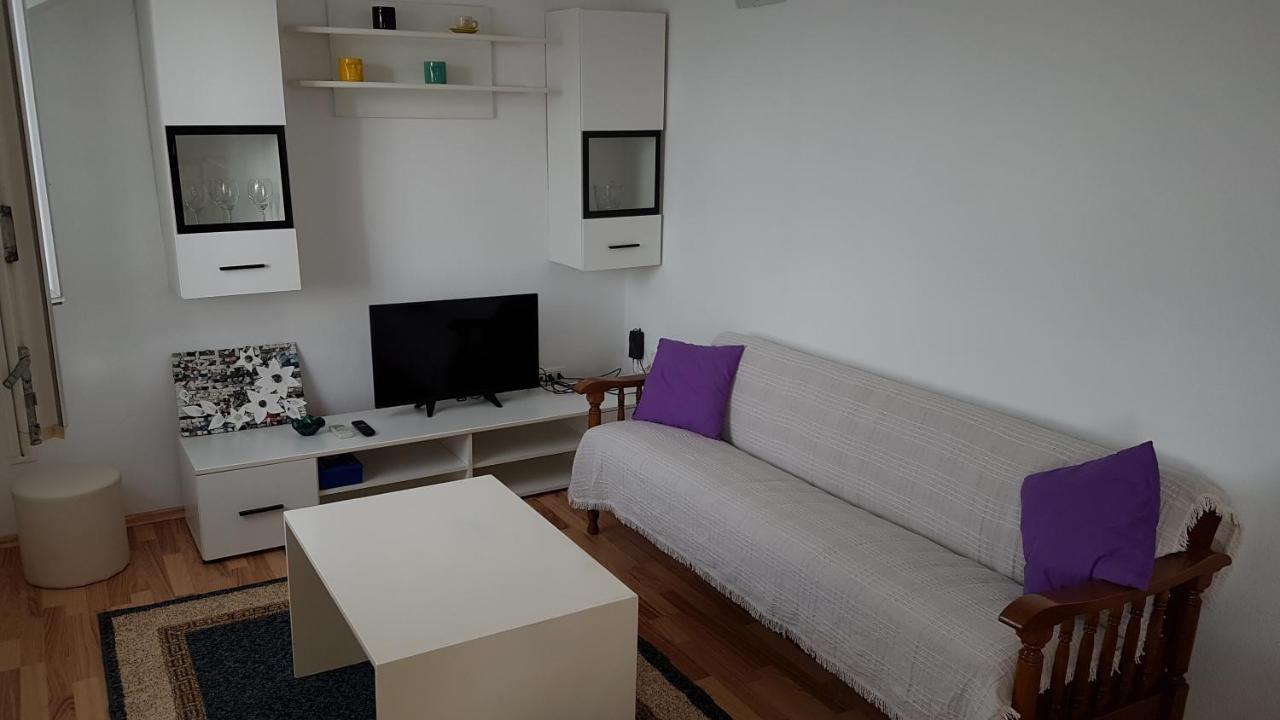 Apartman Vojaline Milna  Εξωτερικό φωτογραφία